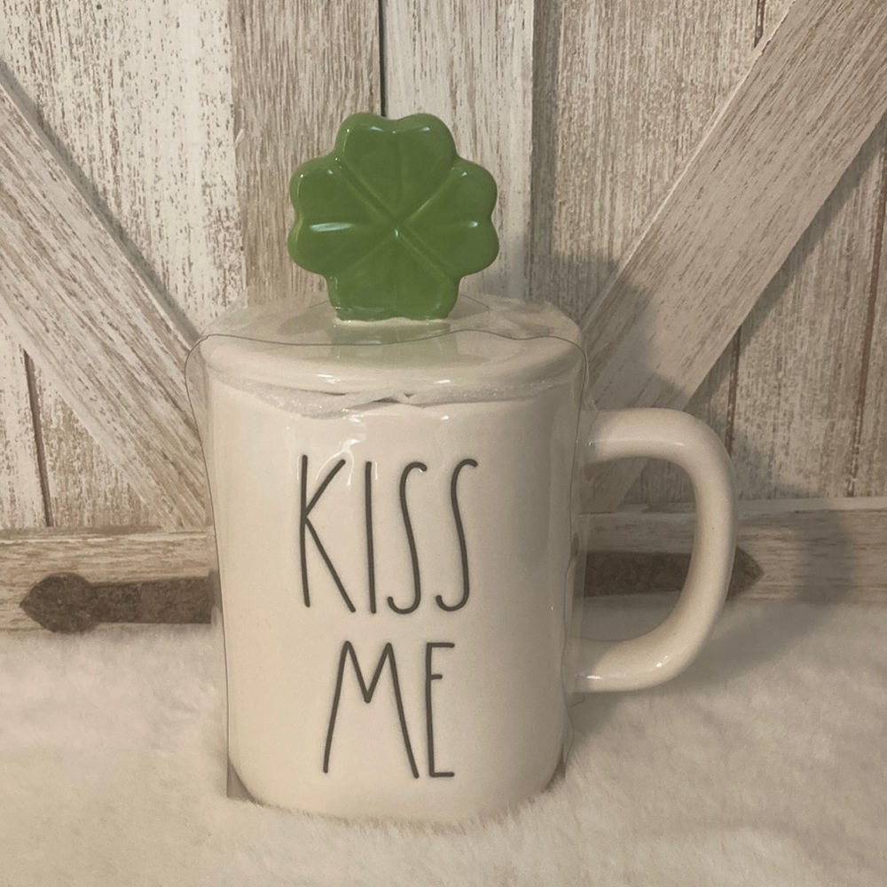 Rae Dunn Kiss Me Mug with Topper
